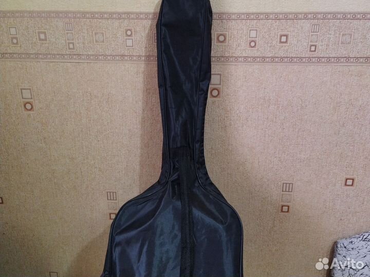 Классическая гитара шестиструнная