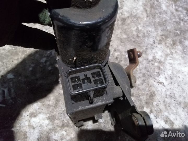 Мотор стеклоочистителя передний Chevrolet Astro