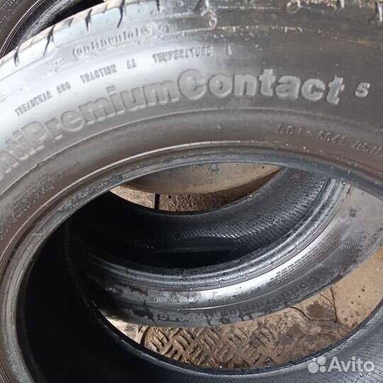 Continental ContiPremiumContact 5 SUV 225/60 R17 99V