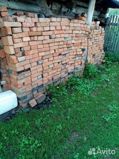 Кирпич красный