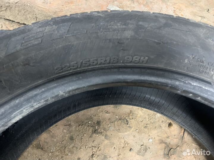 Bridgestone Dueler H/P 225/55 R18 98H
