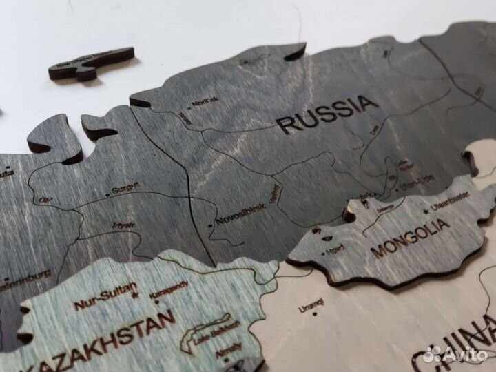 Карта мира настенная из дерева