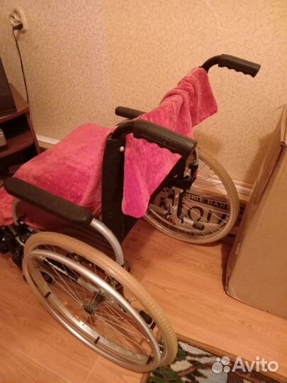 Инвалидная коляска