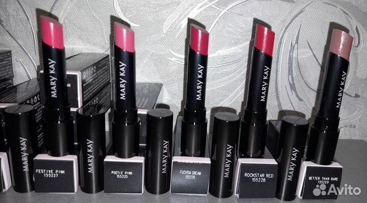 Помада Mary Kay