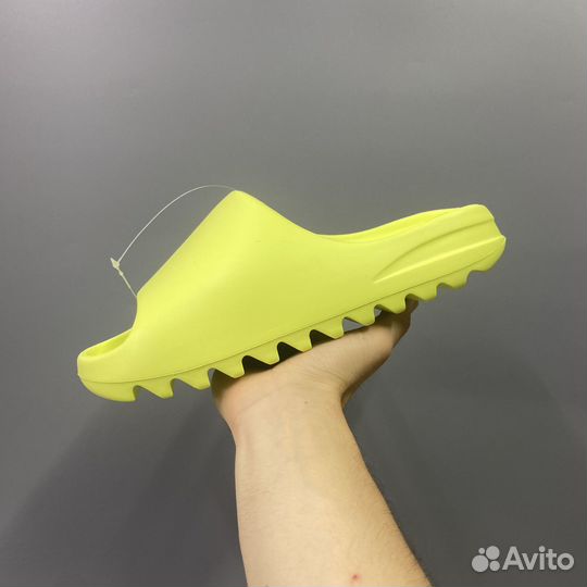 Шлепки adidas yeezy slide glow