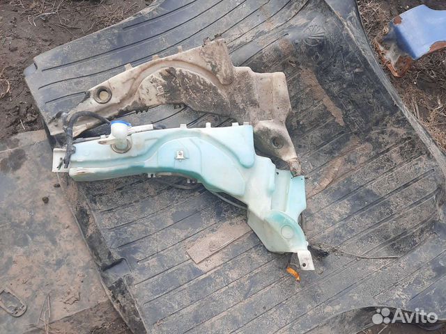 Ford Focus 2 бачек омывателя