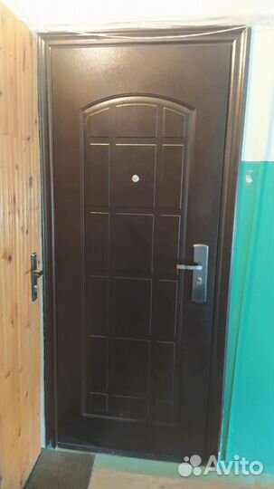 Дверь входная металлическая левая бу
