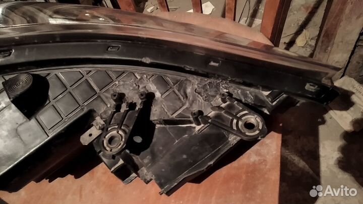 Фара левая Hyundai Elantra MD 2010-2015 92101-3х