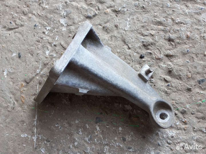 Крепление двигателя BMW 3 E46 1999 1094652