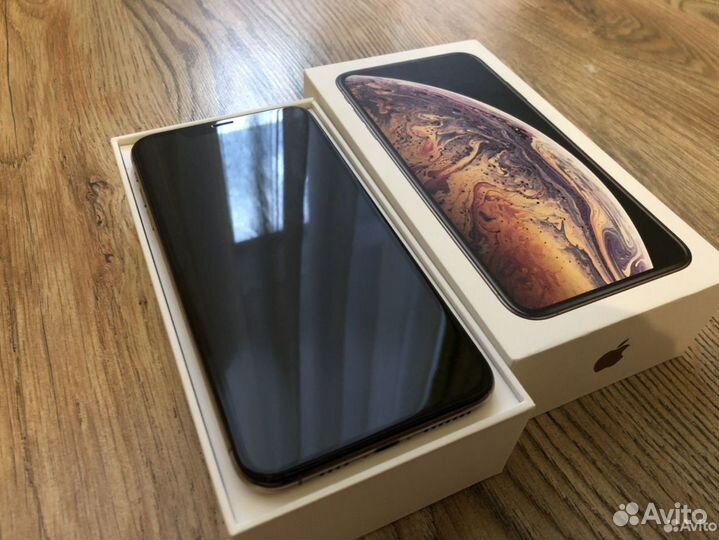 iPhone Xs, 64 ГБ