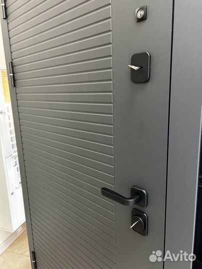 Дверь входная