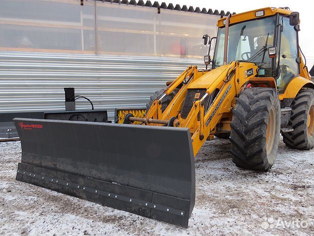 Отвал на стрелу фронтального погрузчика экскаватор