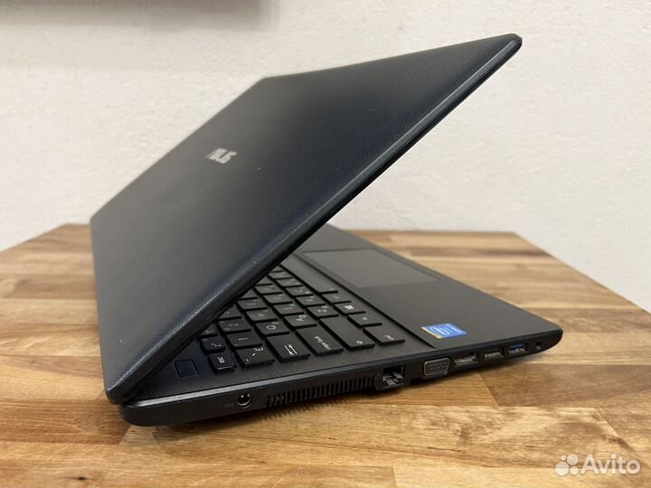 Тонкий быстрый Asus 4 ядра Core i3-3217U SSD 256Gb