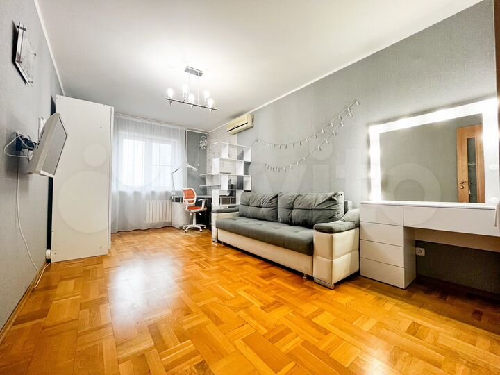 4-к. квартира, 160 м², 9/10 эт.