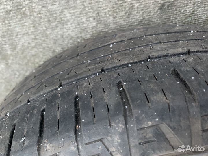 Continental AllSeasonContact 215/65 R16