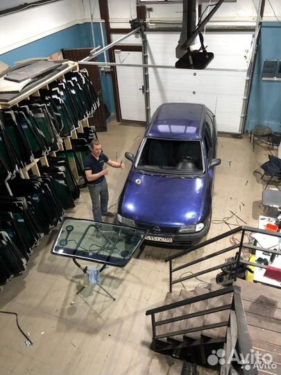 Лобовое стекло Опель Астра