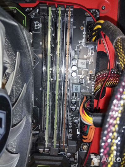 Huananzhi x99-T8 + E5 2678v3 + 32gb