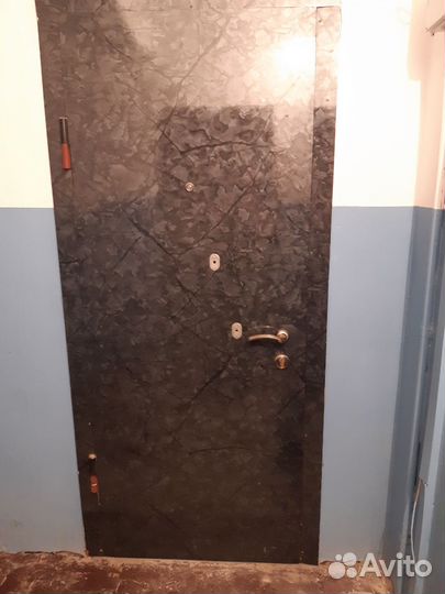 Дверь входная металлическая