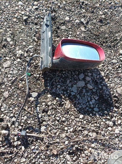Зеркало правое Volkswagen Touran 1