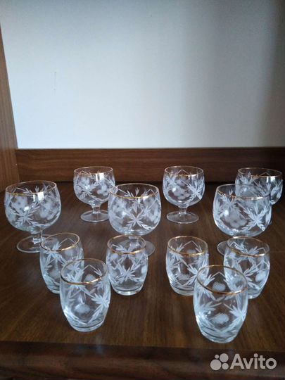 Бокалы коньячные и рюмки