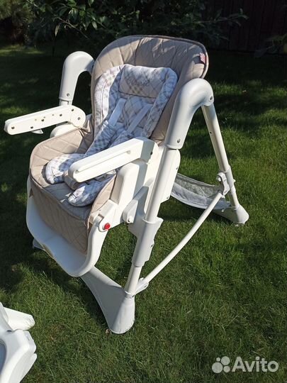 Стульчик для кормления Happy Baby William