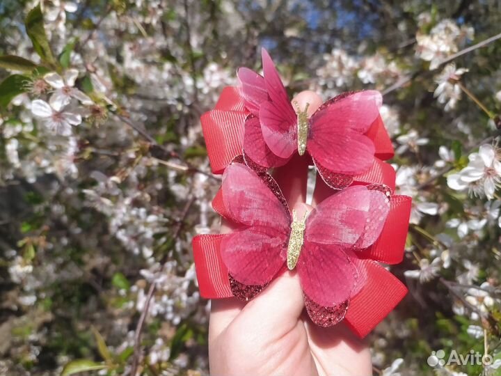 Бантики и заколочки с бабочками