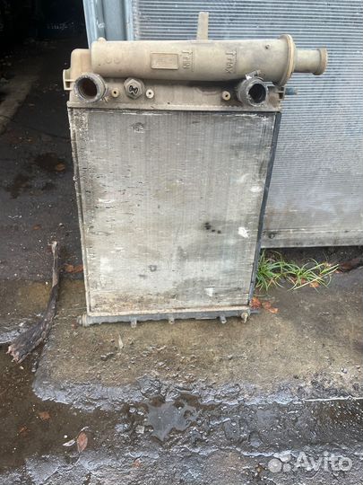 Радиатор охлаждения Fiat Bravo
