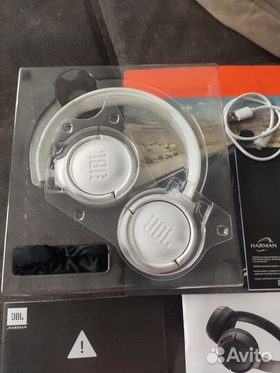 Беспроводные наушники jbl tune 590bt