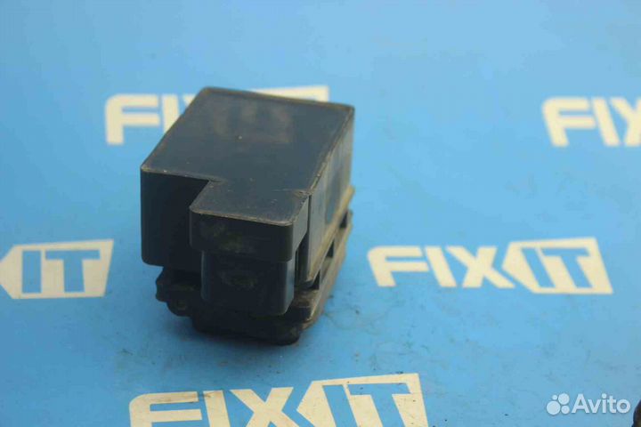 Блок клапанов пневмоподвески Volkswagen Touareg (Ф