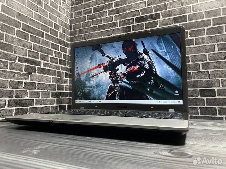 Мощный ноутбук Samsung I5 / 8Gb / 256SSD