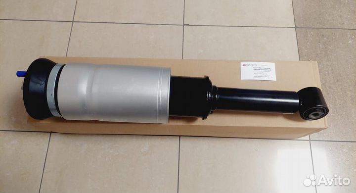 Пневмостойка LR RR Sport L320 без ACE