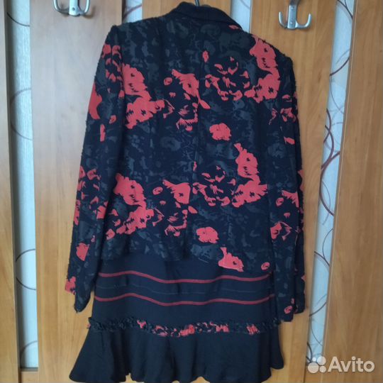 Костюм женский 50