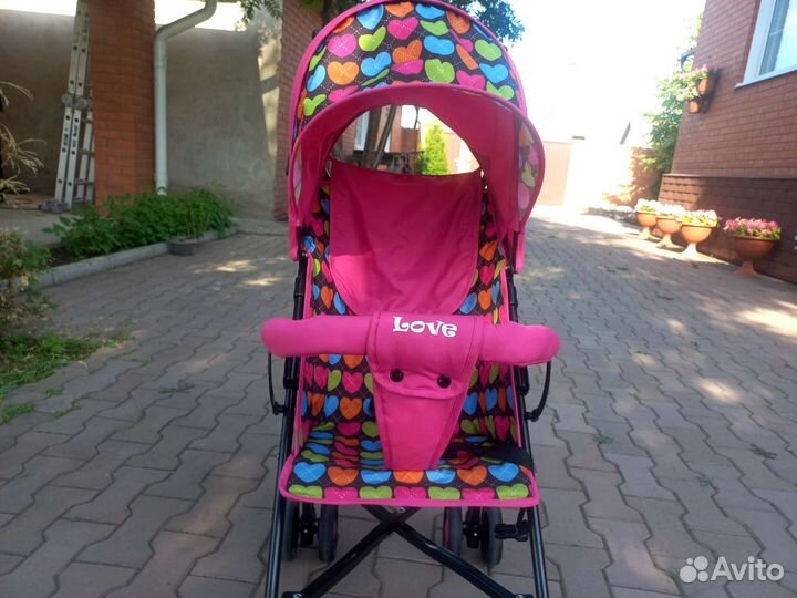 Прогулочная коляска