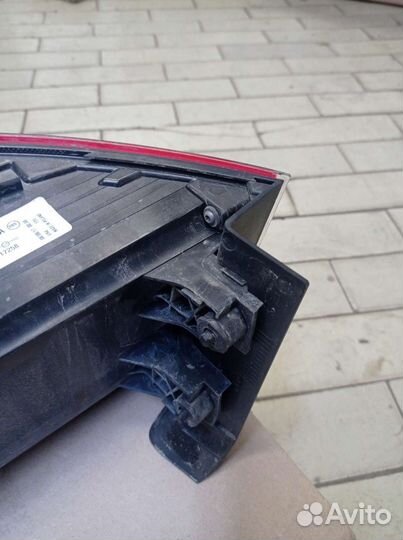 Фонарь задний левый skoda kodiak 565945207a