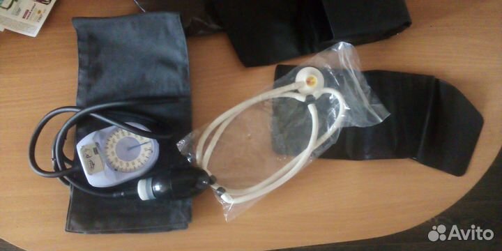 Тонометр механический новый