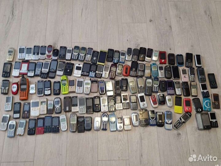 Раритетный телефон