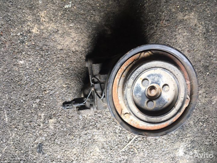 Компрессор кондиционера Hyundai 97701-1C150