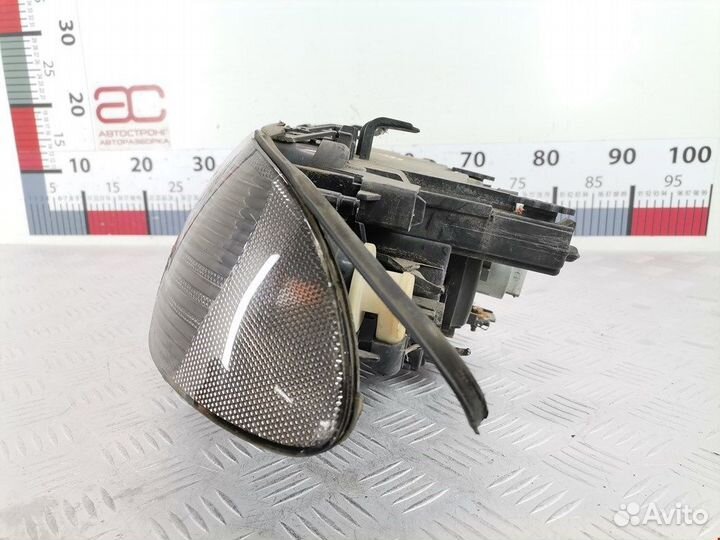 Фара передняя для BMW 3-Series (E46) 63126902745
