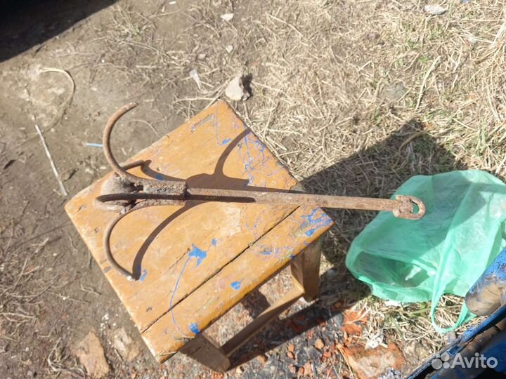 Якорь для лодки