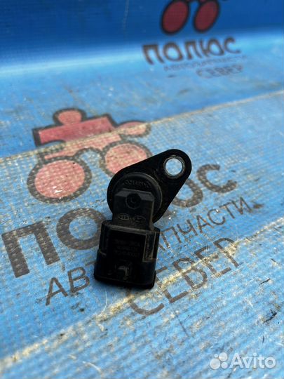 Датчик положения распредвала Hyundai Solaris 2