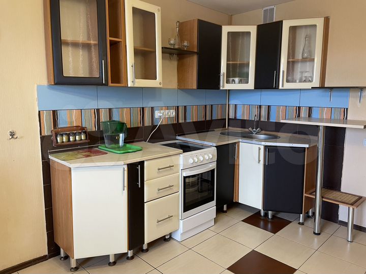 2-к. квартира, 53 м², 2/5 эт.