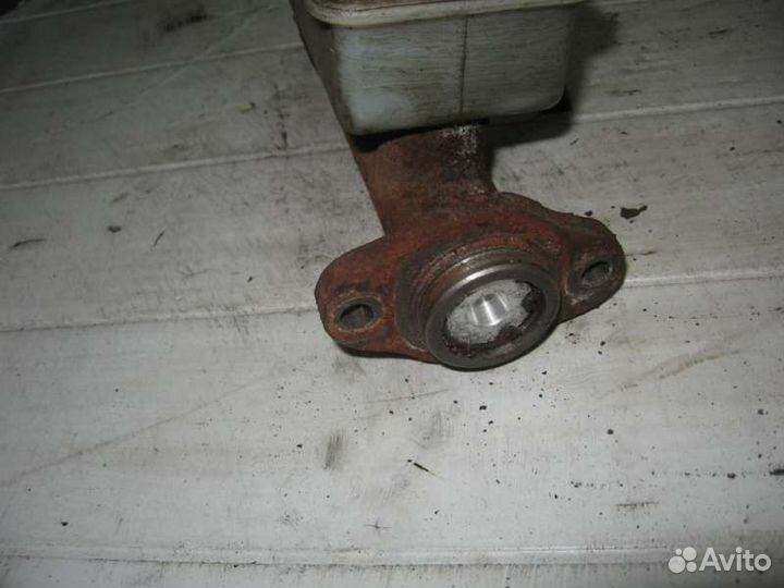 Цилиндр тормозной главный UAZ Patriot