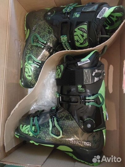 Горнолыжные ботинки, сноуборд