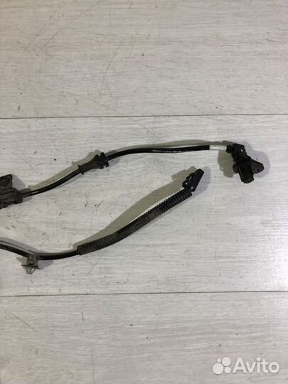 Датчик ABS передний левый KIA RIO 3 1.4 мт седан