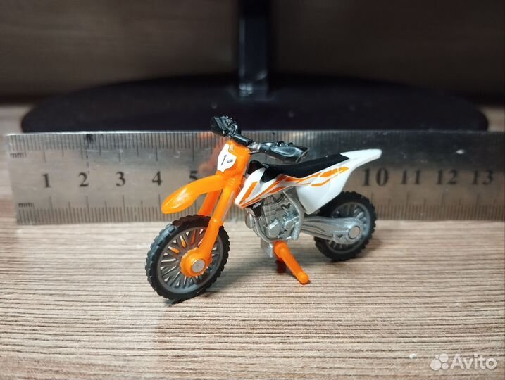 Модель мотоцикла KTM SX-F 450 (siku)