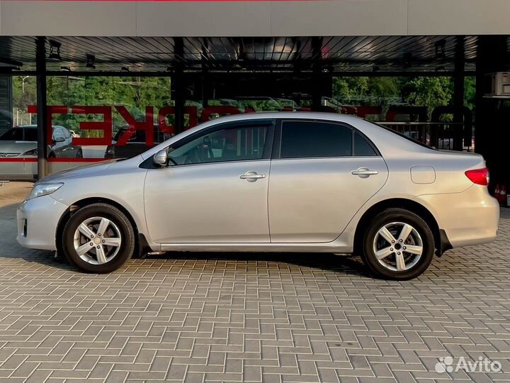 Toyota Corolla, 2010