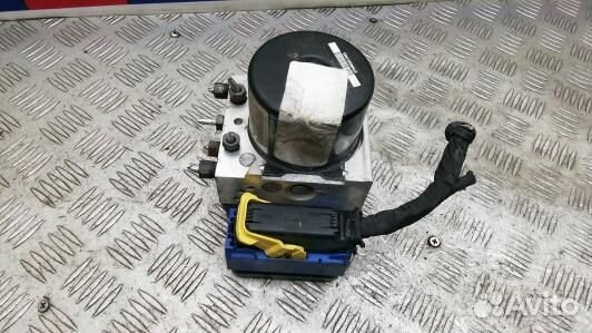 Блок ABS renault megane 3 (2ST04KW01)