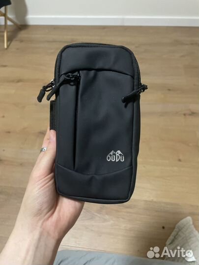 Сумка чехол на руку для телефона