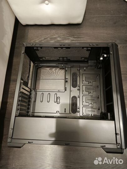 Корпус phanteks p400