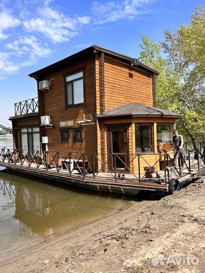 Дом на воде (хаусбот)